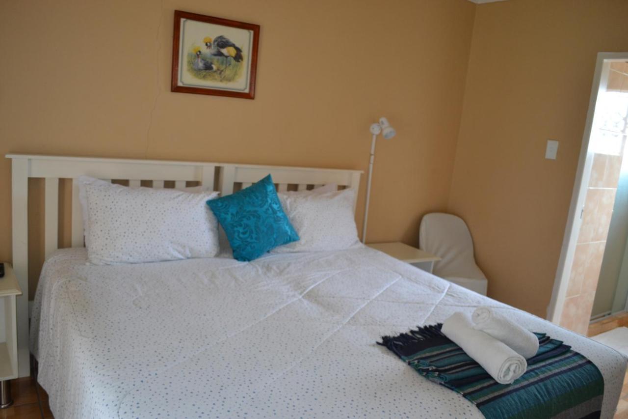 Kamogelo Guest House 兰斯堡 外观 照片
