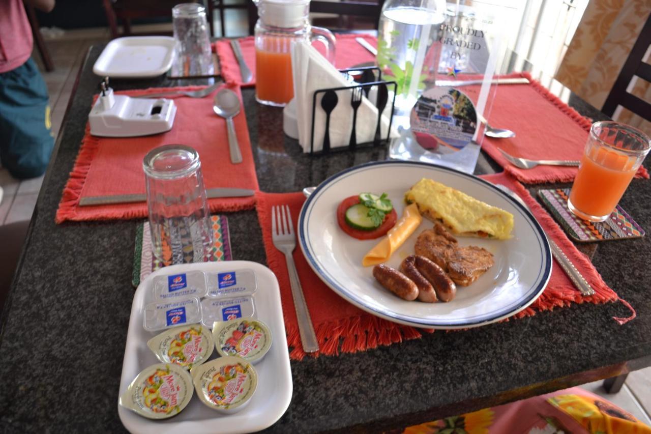 Kamogelo Guest House 兰斯堡 外观 照片