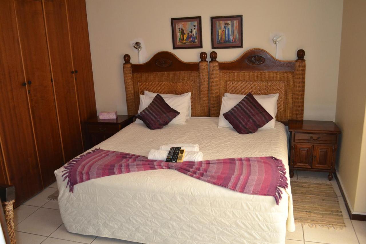 Kamogelo Guest House 兰斯堡 外观 照片