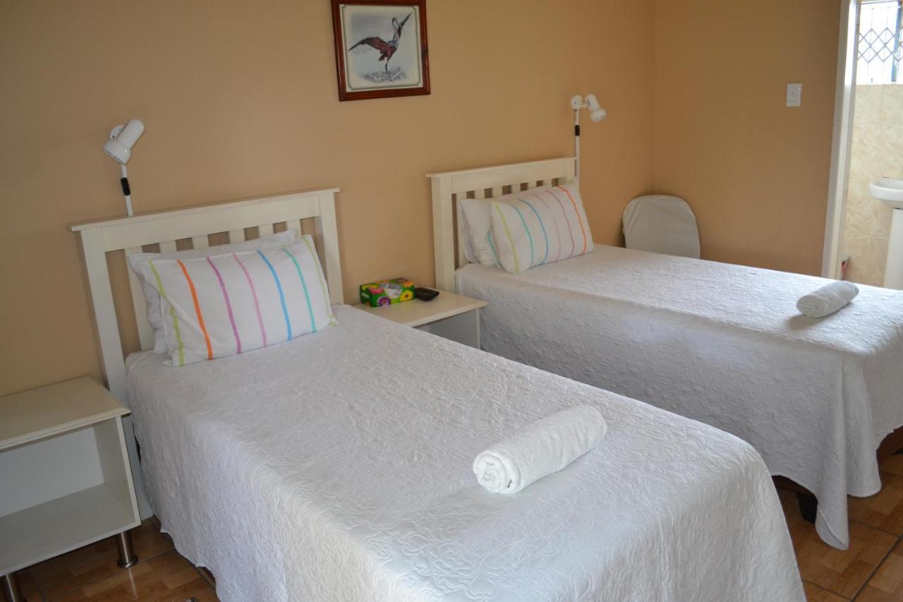 Kamogelo Guest House 兰斯堡 外观 照片